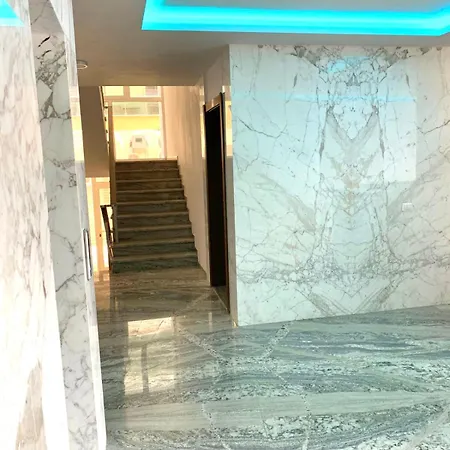 酒店 Kledi & Shëngjin